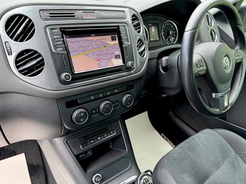 Used Volkswagen Tiguan 2015 for sale - 75702874: Photo 26