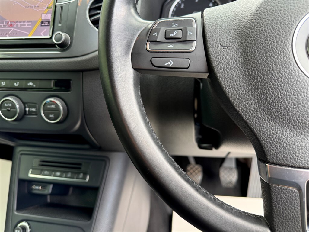 Used Volkswagen Tiguan 2015 for sale - 75702874: Photo 36