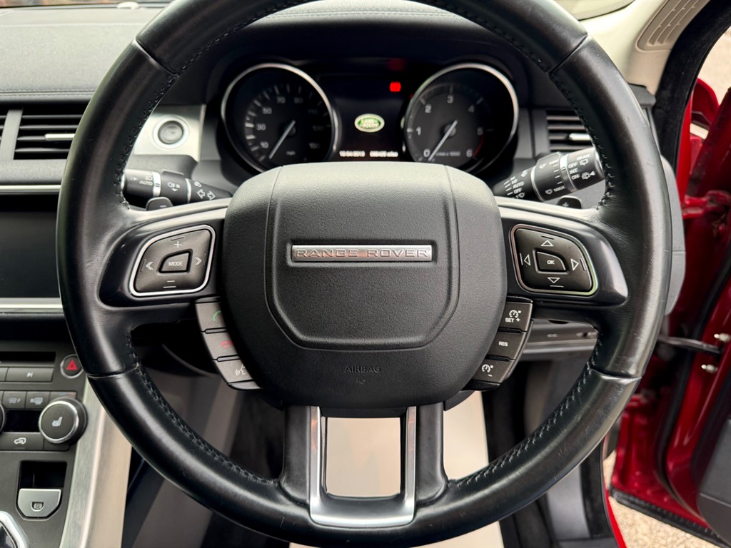 Used Land Rover Range Rover Evoque 2015 for sale - 76532381: Photo 28