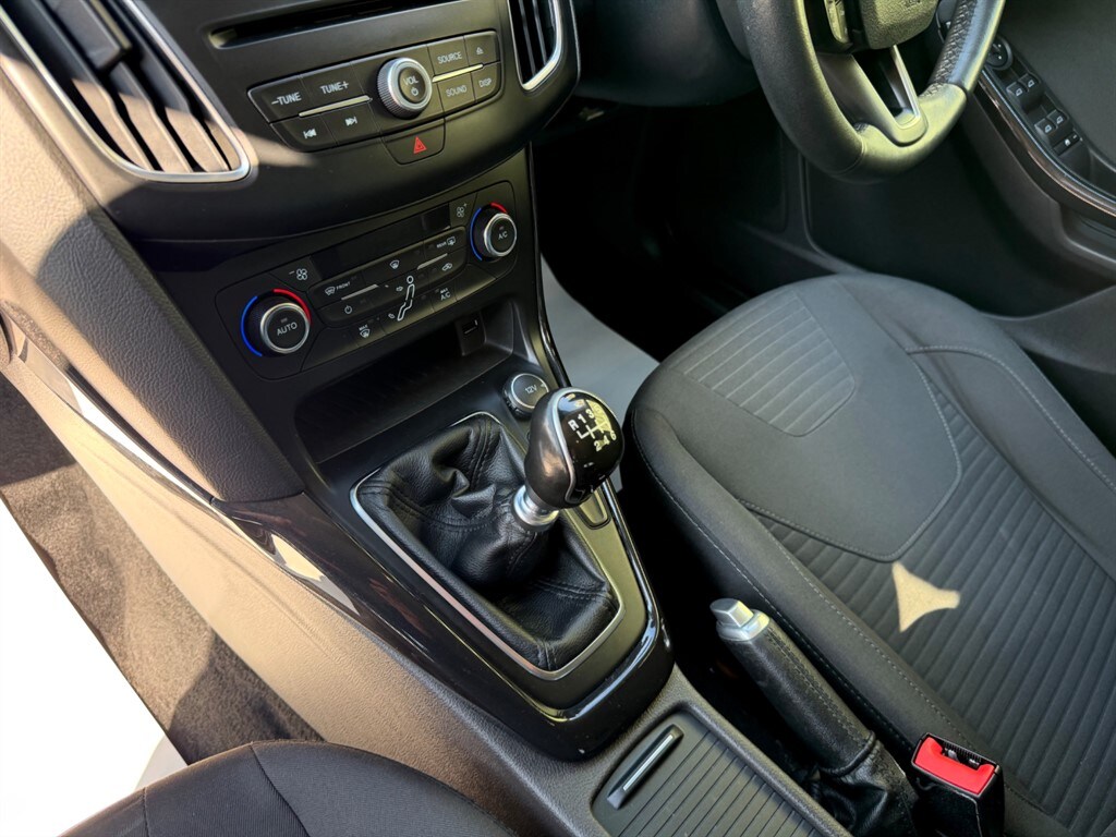 Used Ford Focus 2017 for sale - 77960130: Photo 23