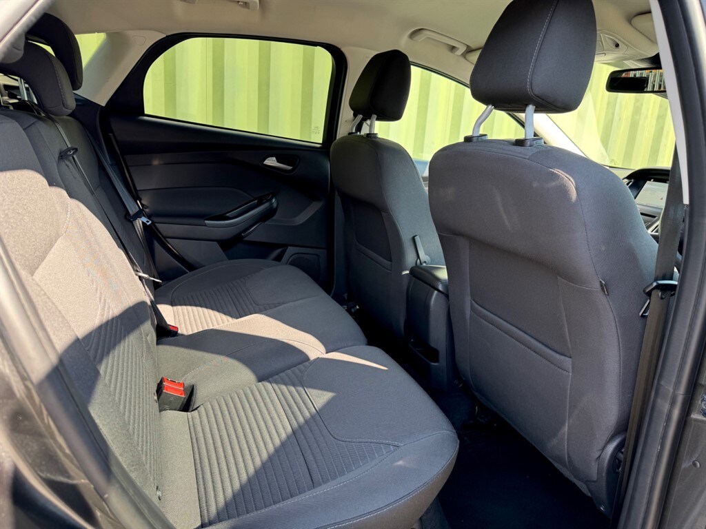 Used Ford Focus 2017 for sale - 77960130: Photo 34
