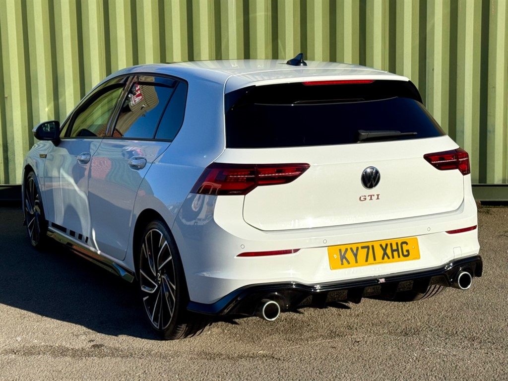 Used Volkswagen Golf 2021 for sale - 76722477: Photo 2