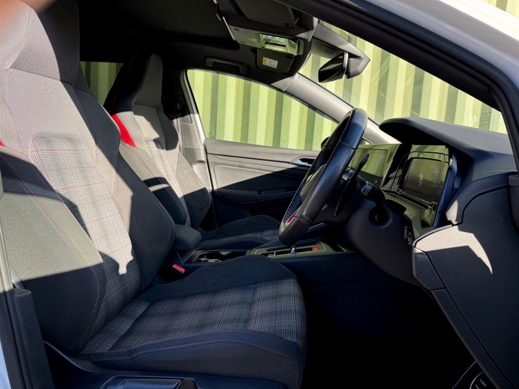 Used Volkswagen Golf 2021 for sale - 76722477: Photo 24