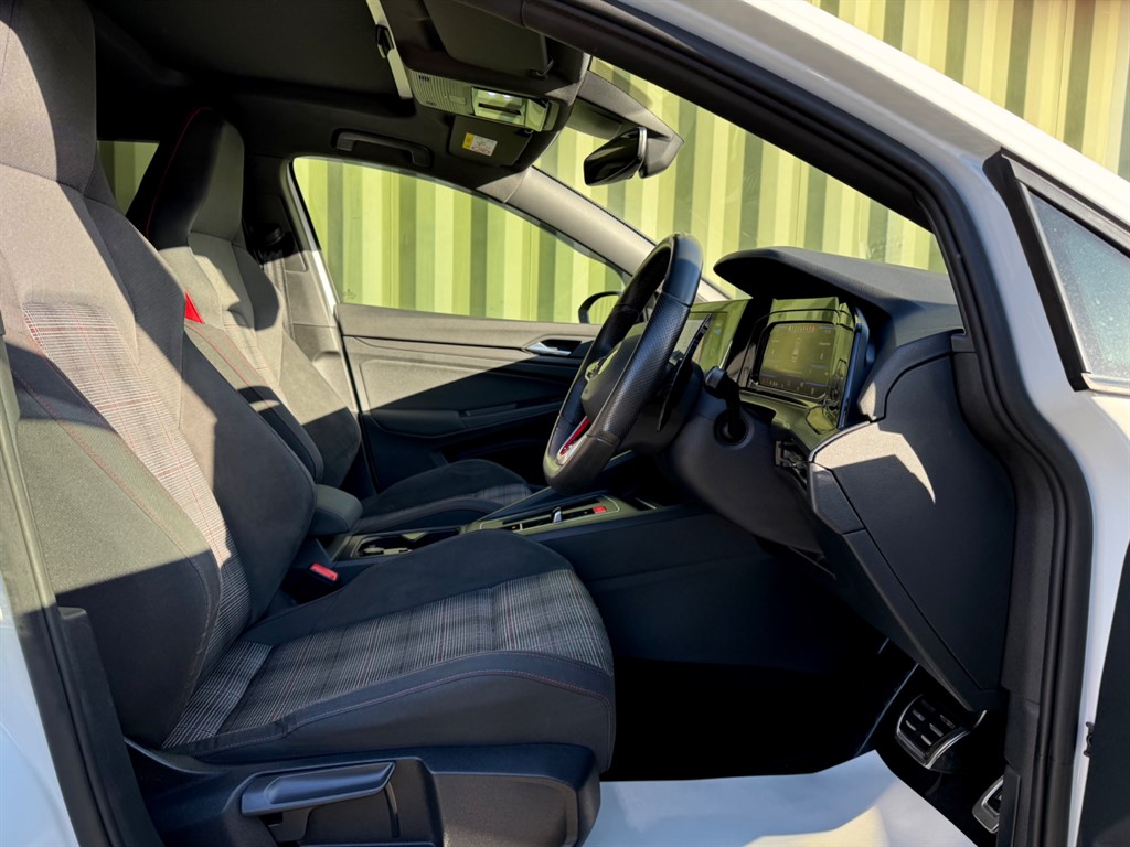 Used Volkswagen Golf 2021 for sale - 76722477: Photo 3