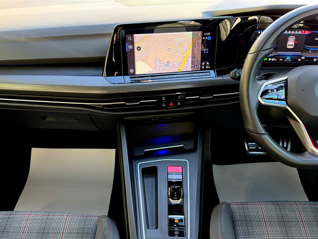 Used Volkswagen Golf 2021 for sale - 76722477: Photo 30