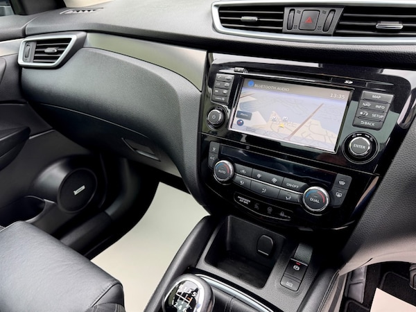 Used Nissan Qashqai 2018 for sale - 76104510: Photo 16