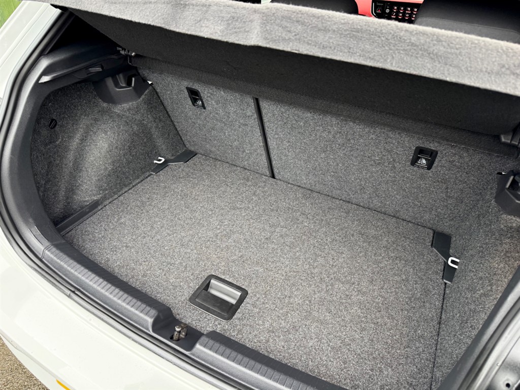 Used Volkswagen Polo 2020 for sale - 77193789: Photo 41