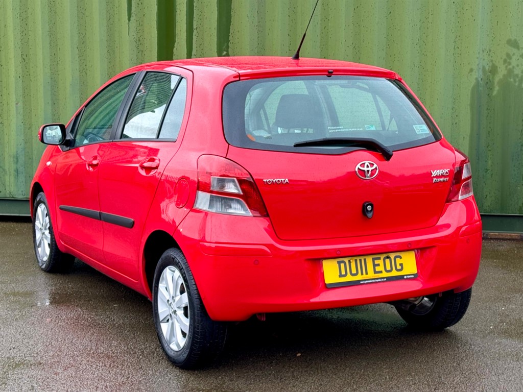 Used Toyota Yaris 2011 for sale - 77691221: Photo 2