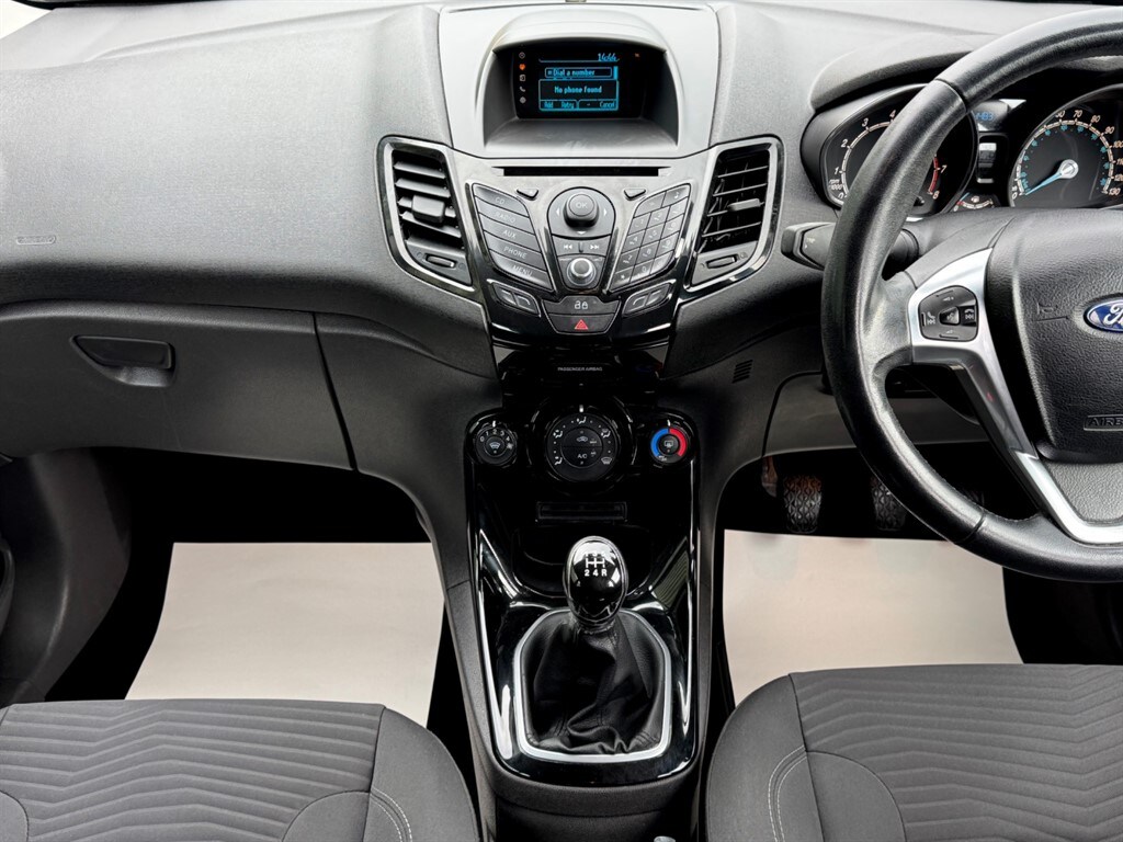 Used Ford Fiesta 2014 for sale - 77928005: Photo 27