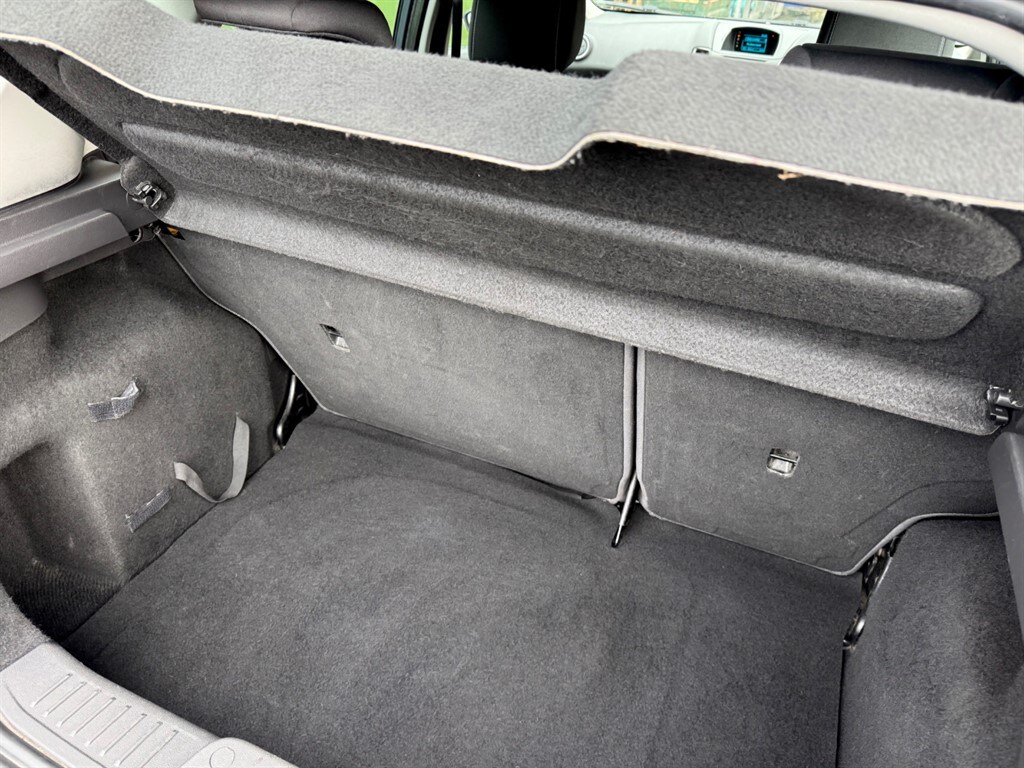 Used Ford Fiesta 2014 for sale - 77928005: Photo 37