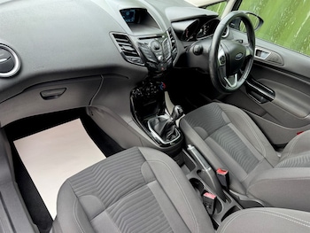 Used Ford Fiesta 2014 for sale - 77928005: Photo