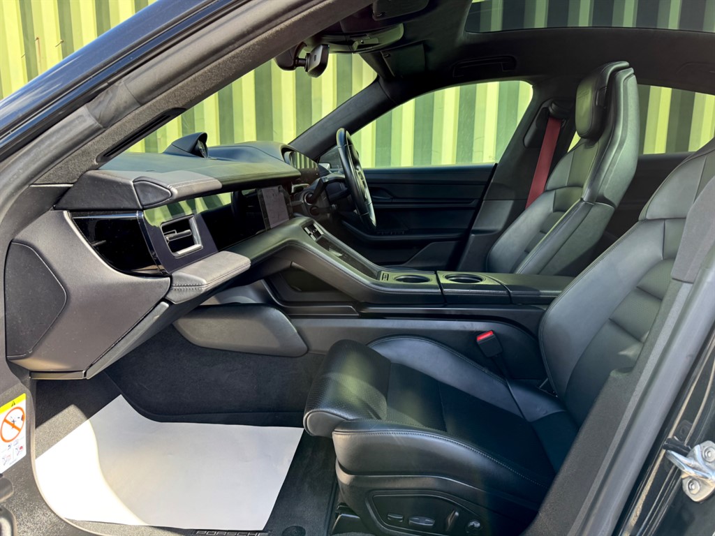 Used Porsche Taycan 2021 for sale - 78049951: Photo 21