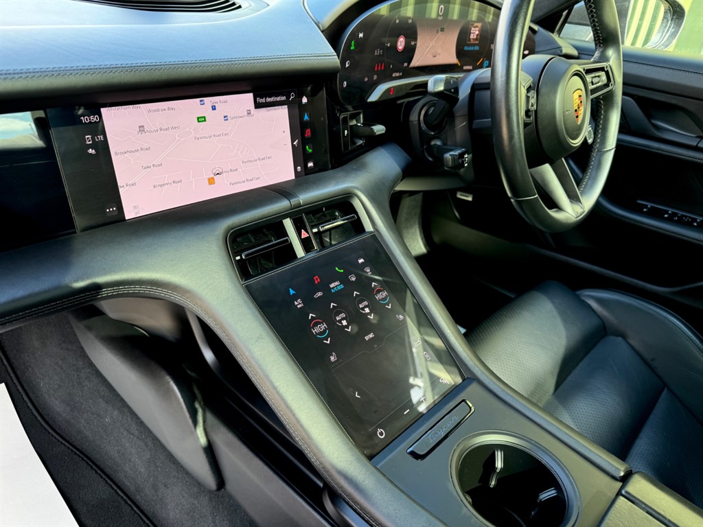 Used Porsche Taycan 2021 for sale - 78049951: Photo 23