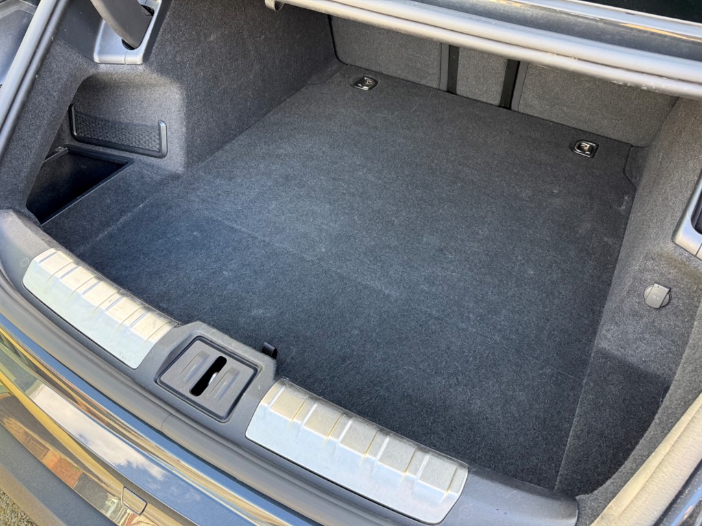 Used Porsche Taycan 2021 for sale - 78049951: Photo 38