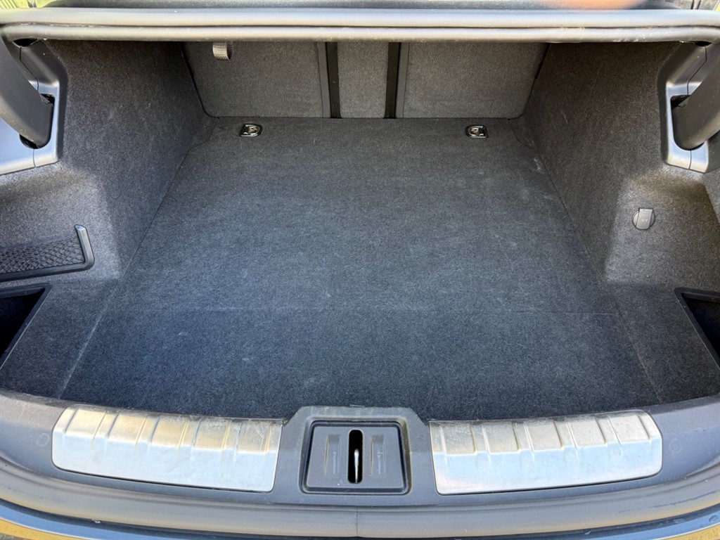 Used Porsche Taycan 2021 for sale - 78049951: Photo 39