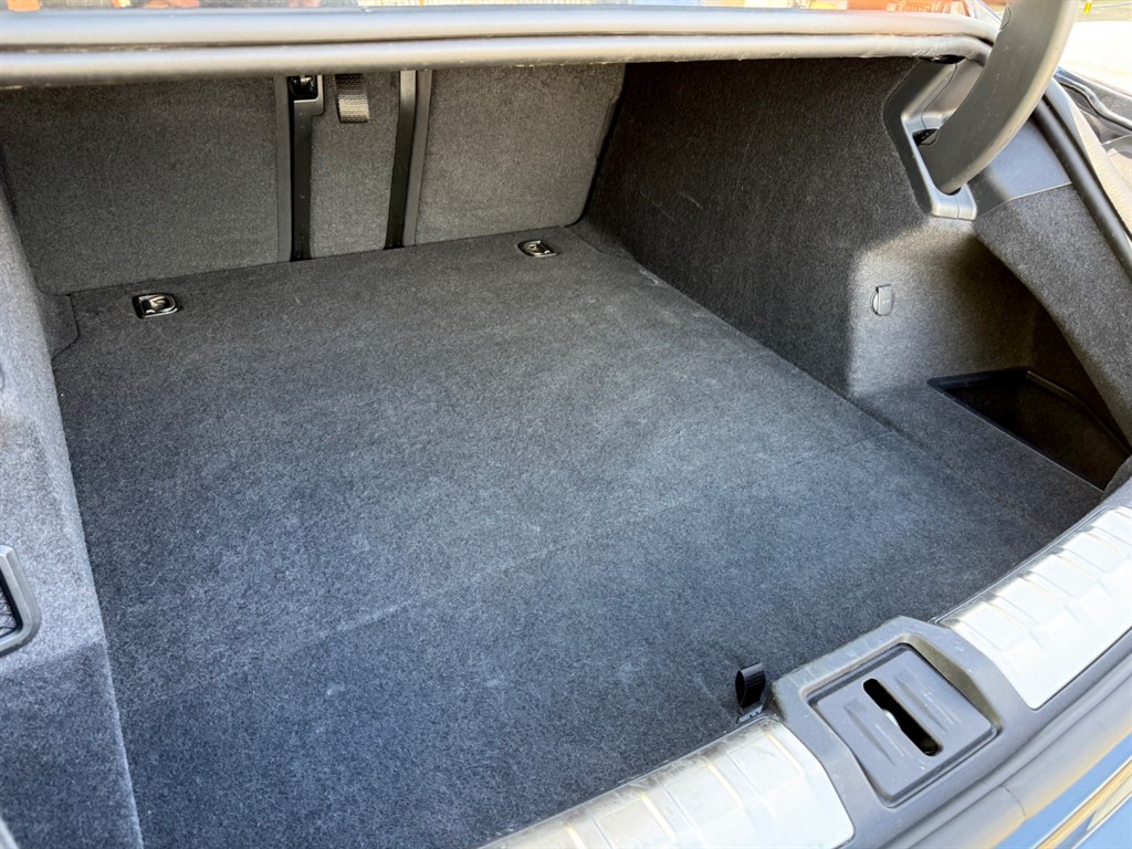 Used Porsche Taycan 2021 for sale - 78049951: Photo 40