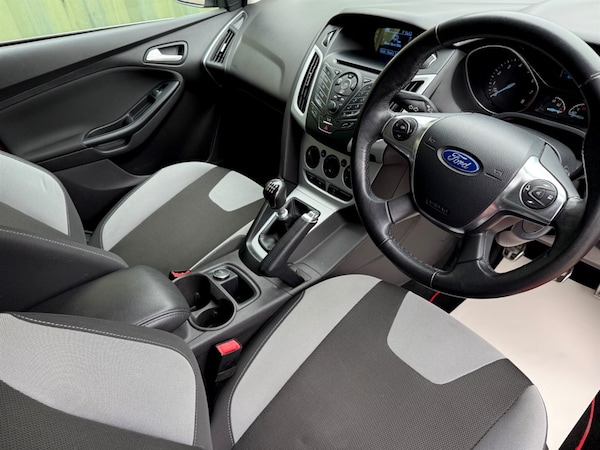 Used Ford Focus 2013 for sale - 76104496: Photo 15