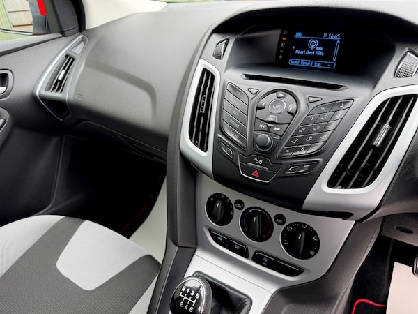 Used Ford Focus 2013 for sale - 76104496: Photo 16