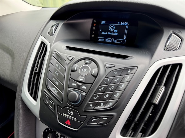 Used Ford Focus 2013 for sale - 76104496: Photo 19