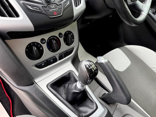 Used Ford Focus 2013 for sale - 76104496: Photo 24