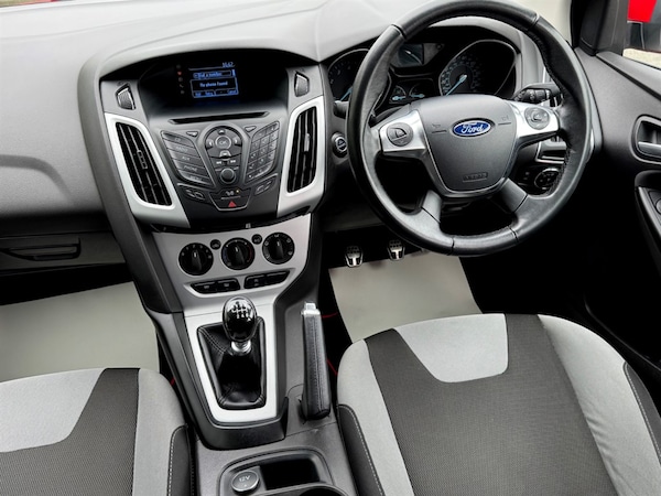 Used Ford Focus 2013 for sale - 76104496: Photo 29