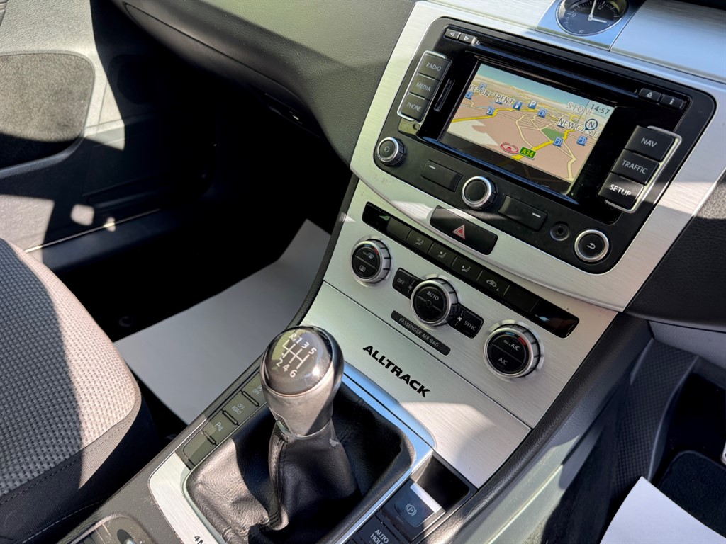 Used Volkswagen Passat 2014 for sale - 77942475: Photo 18