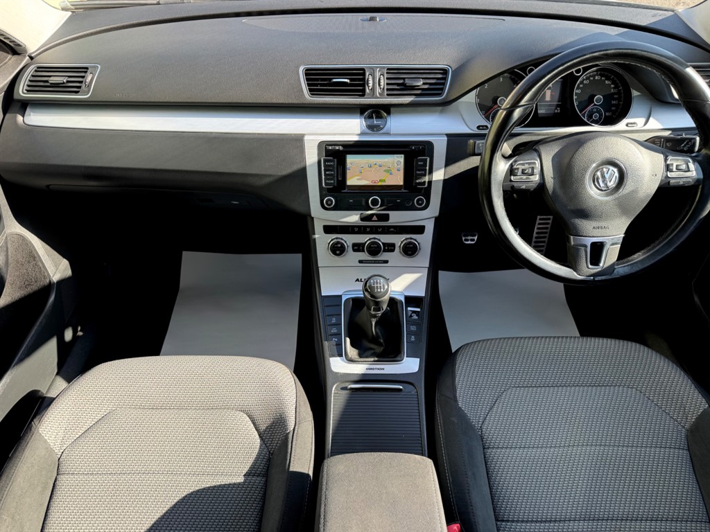 Used Volkswagen Passat 2014 for sale - 77942475: Photo 24