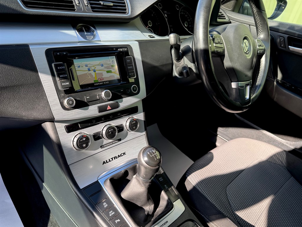 Used Volkswagen Passat 2014 for sale - 77942475: Photo 31