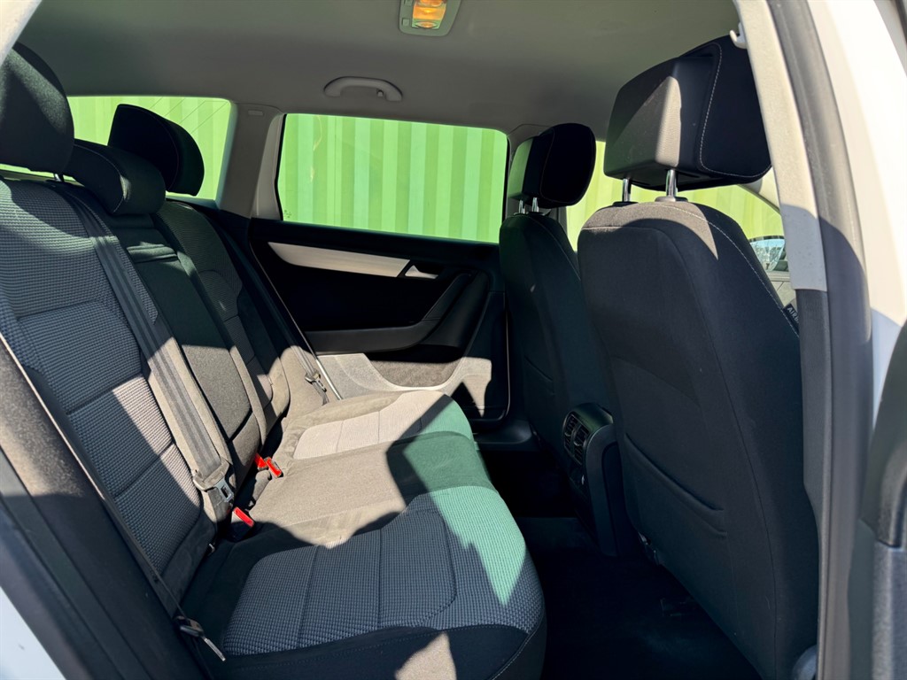 Used Volkswagen Passat 2014 for sale - 77942475: Photo 34