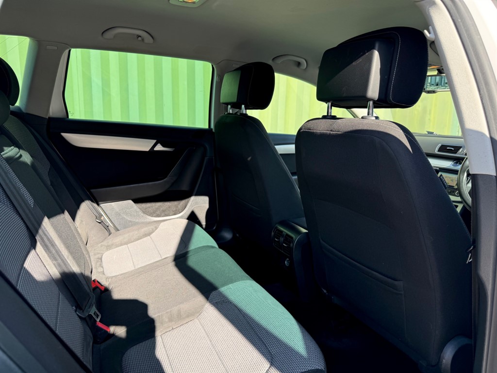 Used Volkswagen Passat 2014 for sale - 77942475: Photo 35