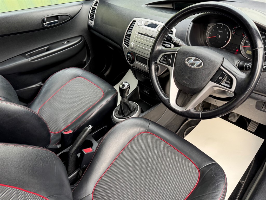 Used Hyundai i20 2009 for sale - 76532379: Photo 16