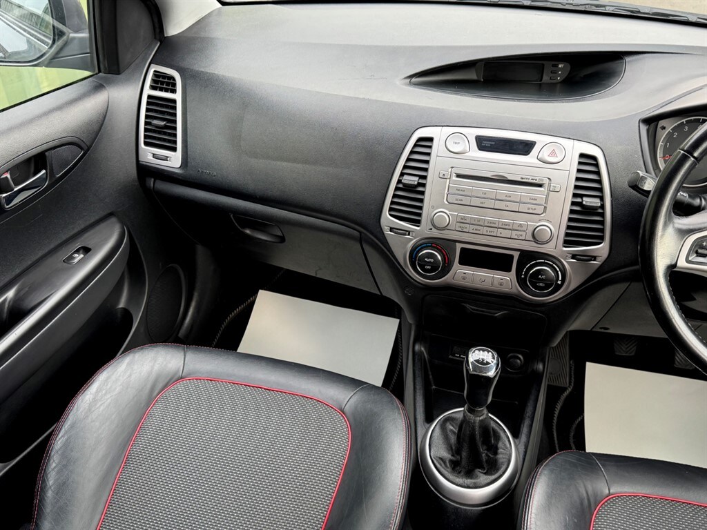 Used Hyundai i20 2009 for sale - 76532379: Photo 28