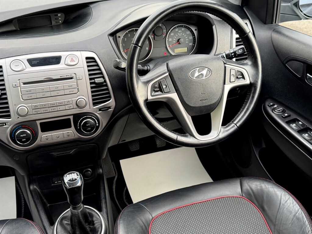 Used Hyundai i20 2009 for sale - 76532379: Photo 30