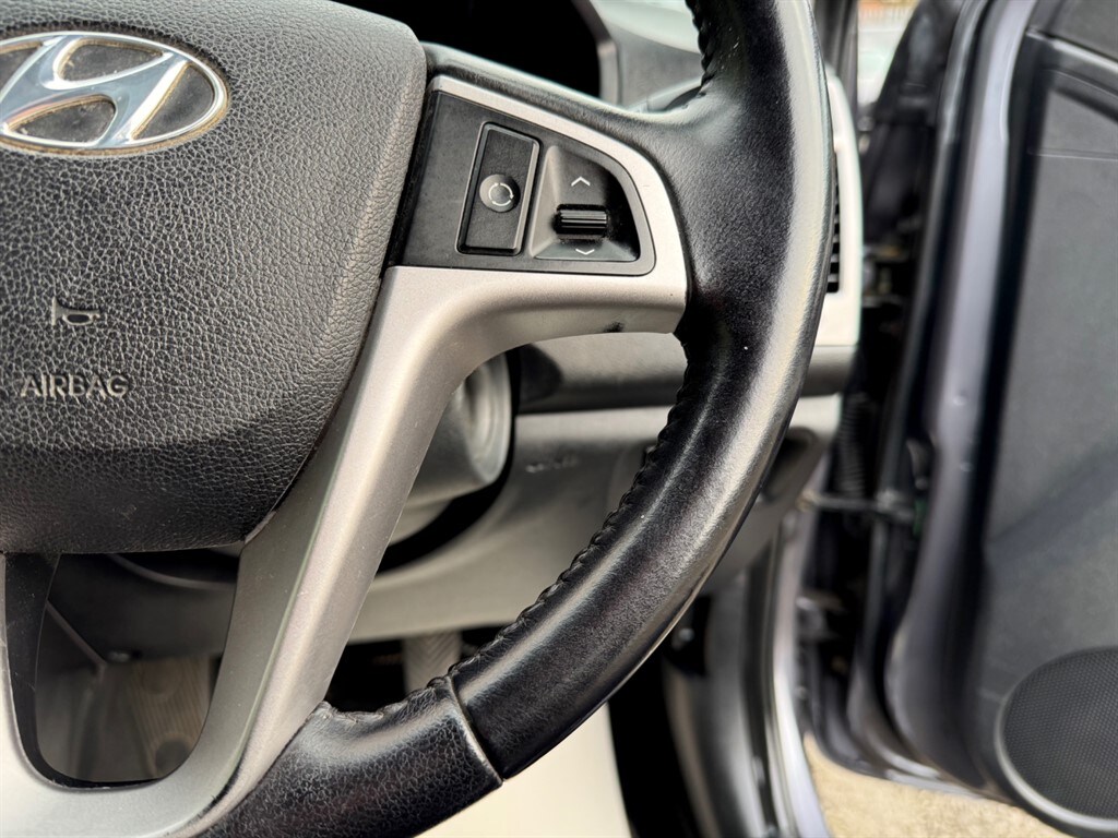 Used Hyundai i20 2009 for sale - 76532379: Photo 33