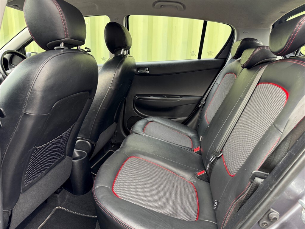 Used Hyundai i20 2009 for sale - 76532379: Photo 35