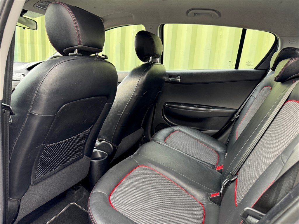 Used Hyundai i20 2009 for sale - 76532379: Photo 36