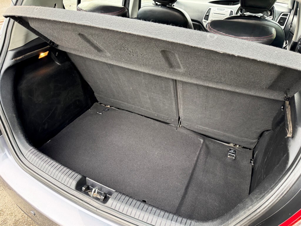 Used Hyundai i20 2009 for sale - 76532379: Photo 37