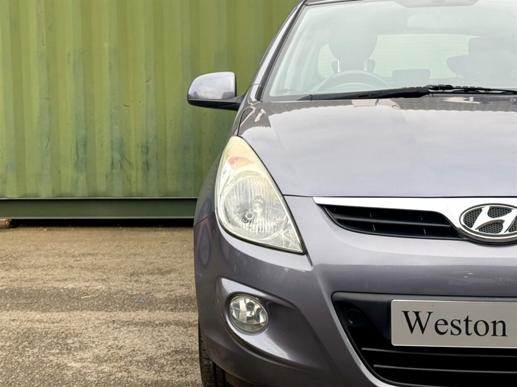 Used Hyundai i20 2009 for sale - 76532379: Photo 7