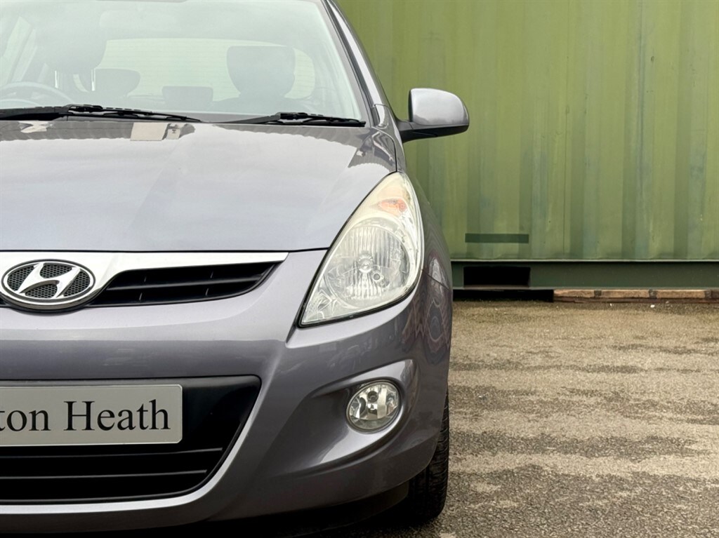 Used Hyundai i20 2009 for sale - 76532379: Photo 8