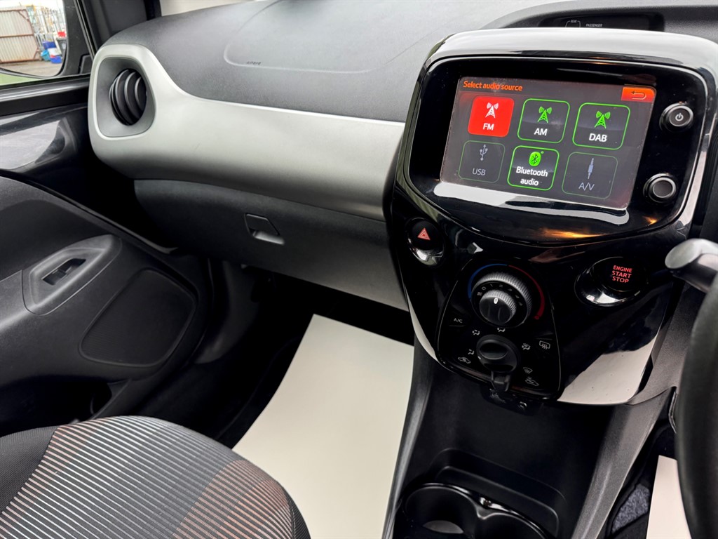 Used Peugeot 108 2015 for sale - 76544654: Photo 19