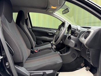 Used Peugeot 108 2015 for sale - 76544654: Photo