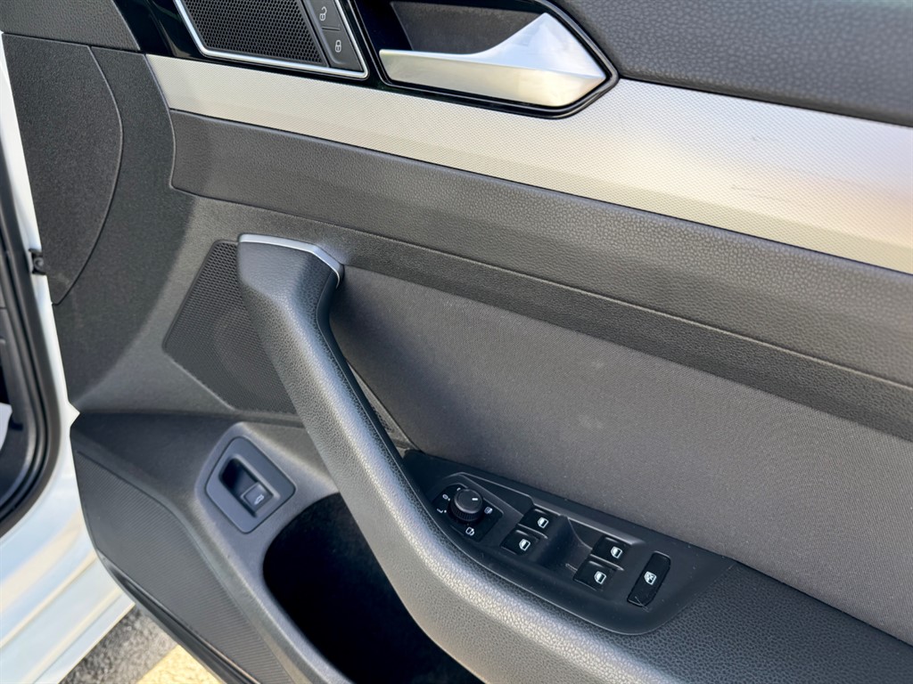 Used Volkswagen Passat 2015 for sale - 78118117: Photo 17