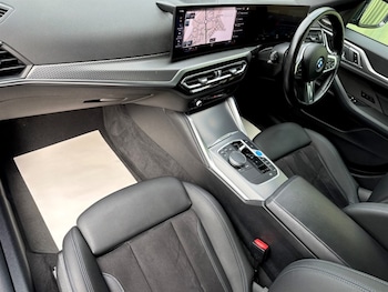 Used BMW i4 2023 for sale - 77934792: Photo