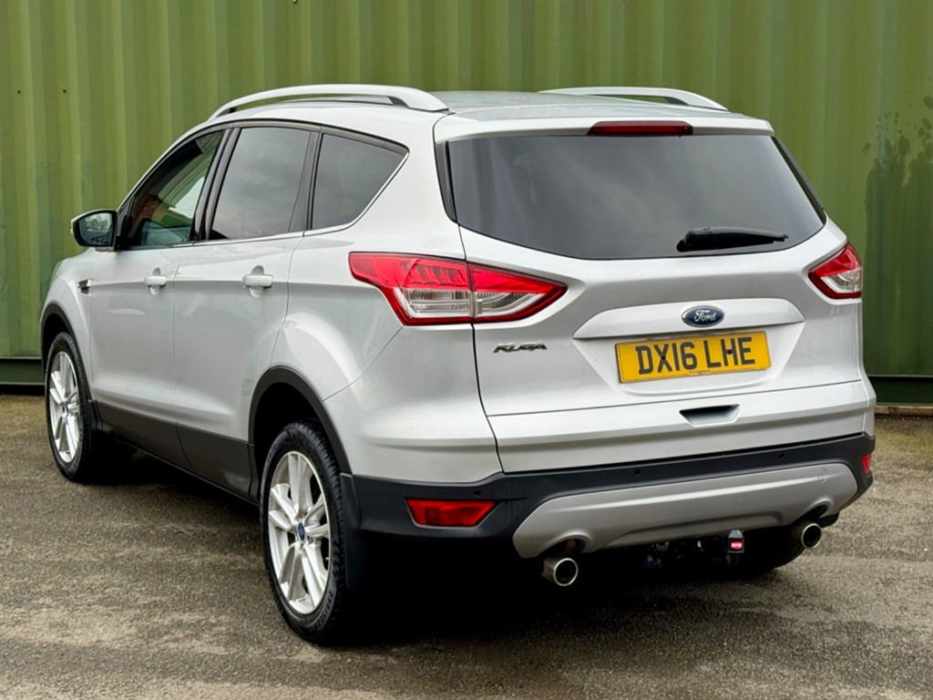 Used Ford Kuga 2016 for sale - 77600716: Photo 2