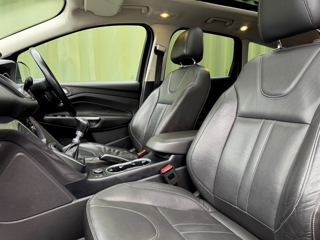 Used Ford Kuga 2016 for sale - 77600716: Photo 29