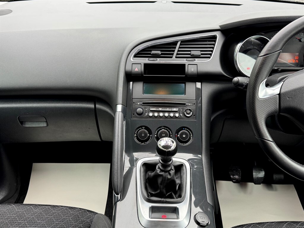 Used Peugeot 3008 2017 for sale - 77600726: Photo 21