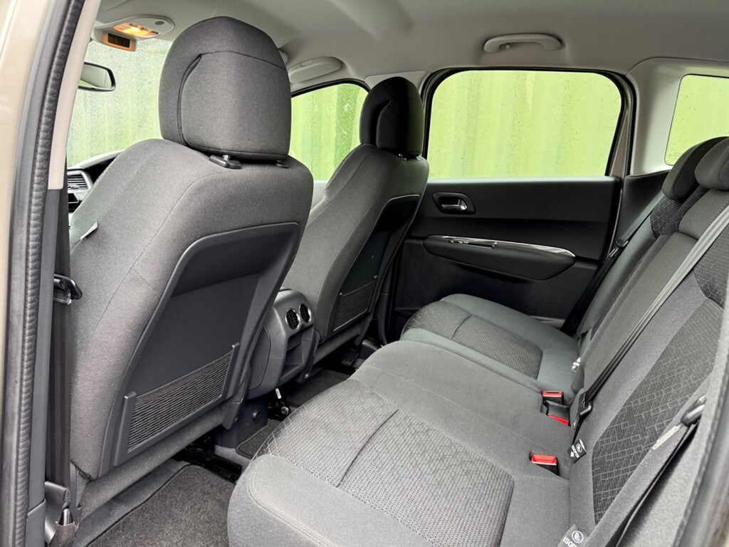 Used Peugeot 3008 2017 for sale - 77600726: Photo 29