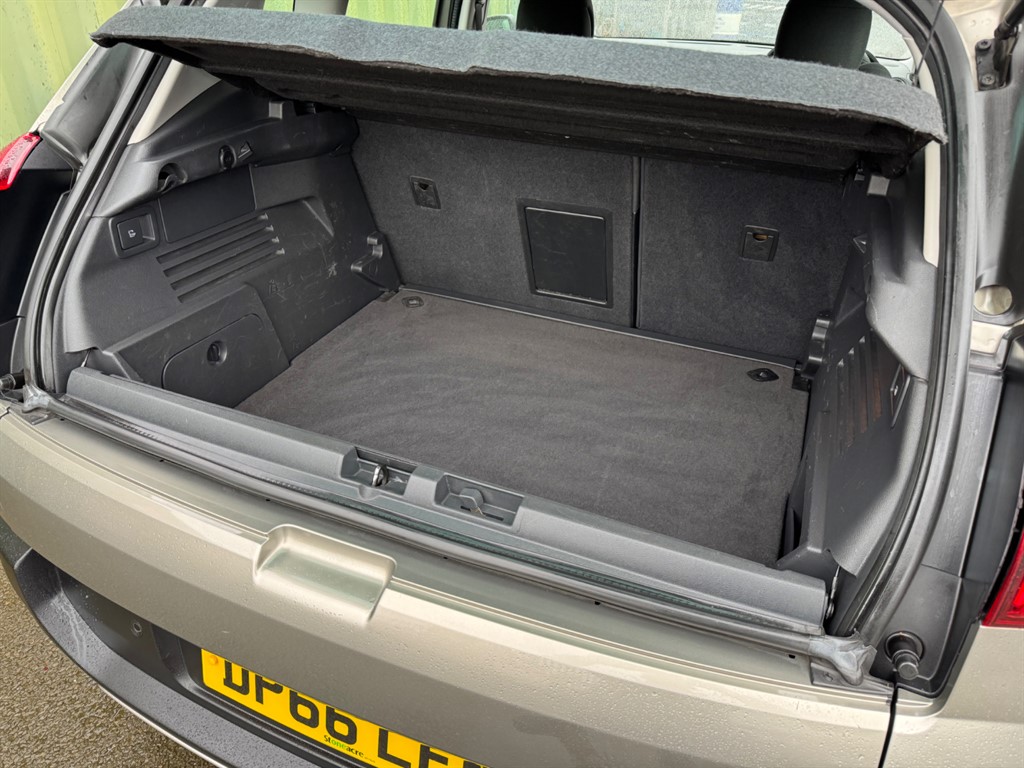 Used Peugeot 3008 2017 for sale - 77600726: Photo 34