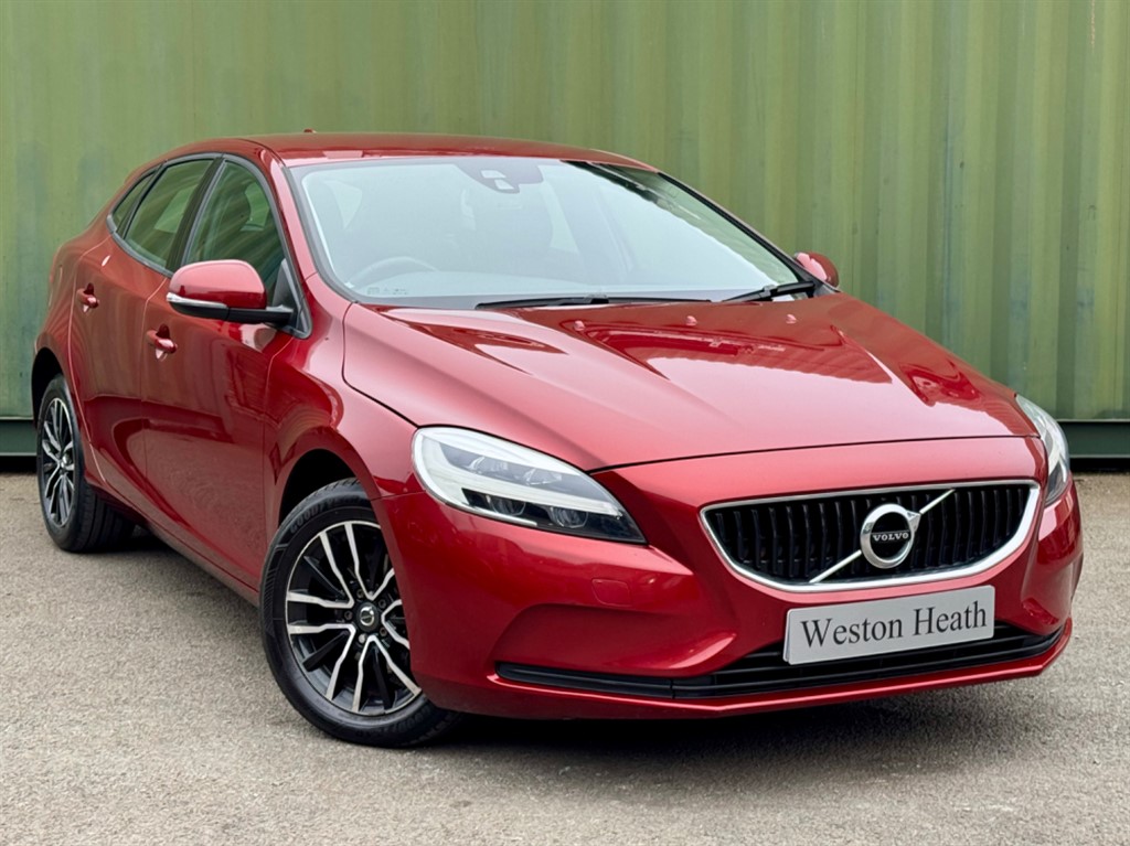 Used Volvo V40 2016 for sale - 76351107: Photo 1