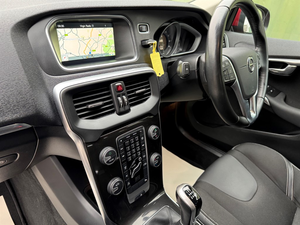 Used Volvo V40 2016 for sale - 76351107: Photo 24